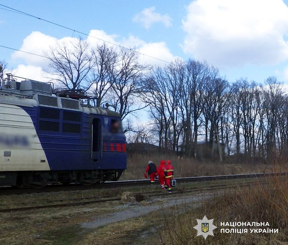 Чоловік загинув на залізничних коліях під колесами електровоза у Звягелі