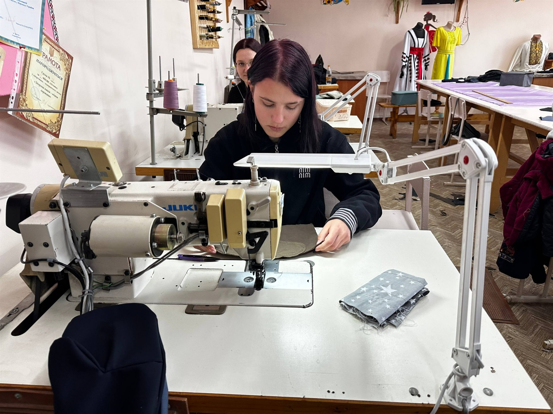 Шістдесят років, триста учнів і жодного дня дистанційки: як живе Звягельське ВПУ під час війни