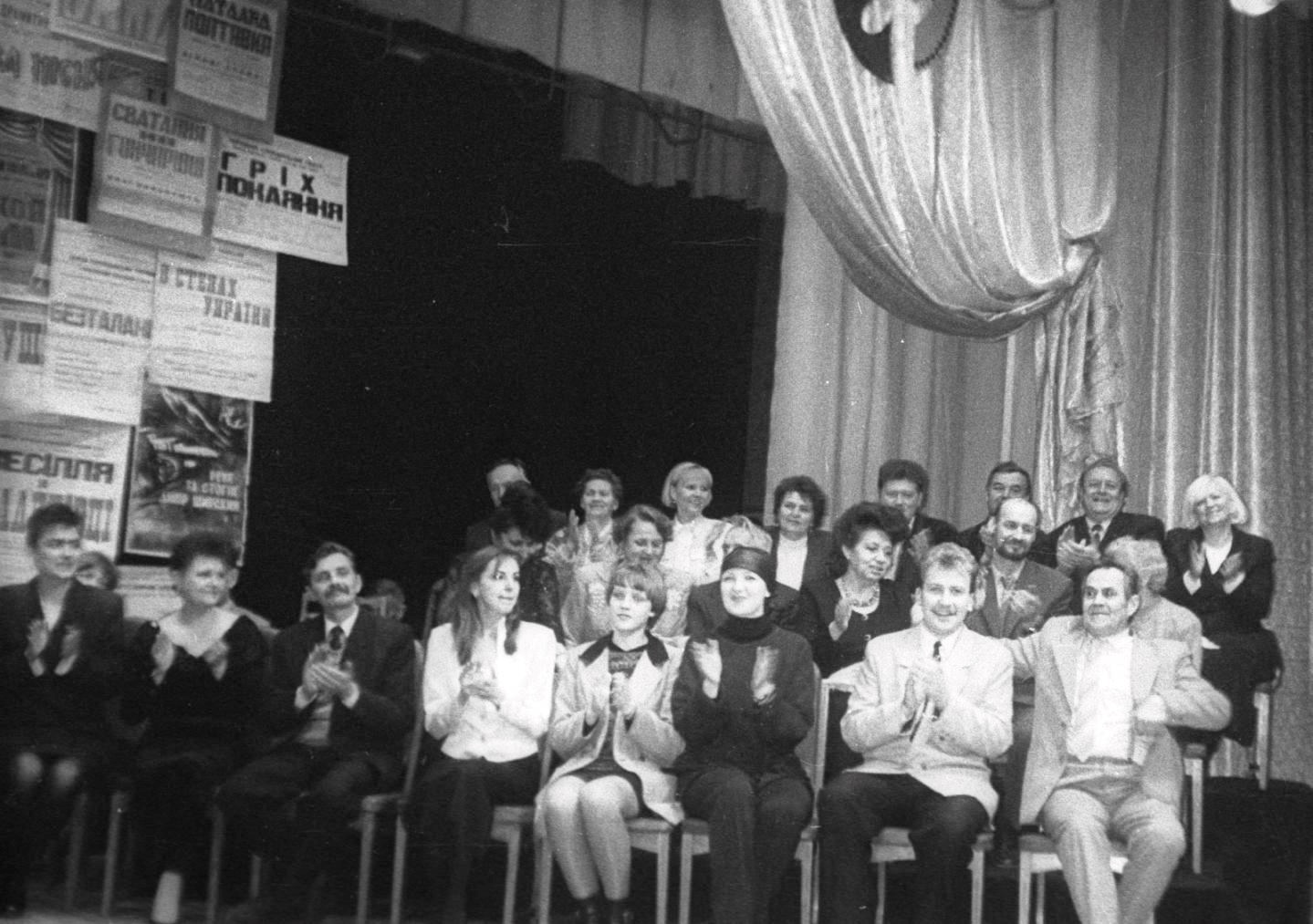 Від 1919 року до сьогодні: історія театру Звягеля в людях, виставах і долях