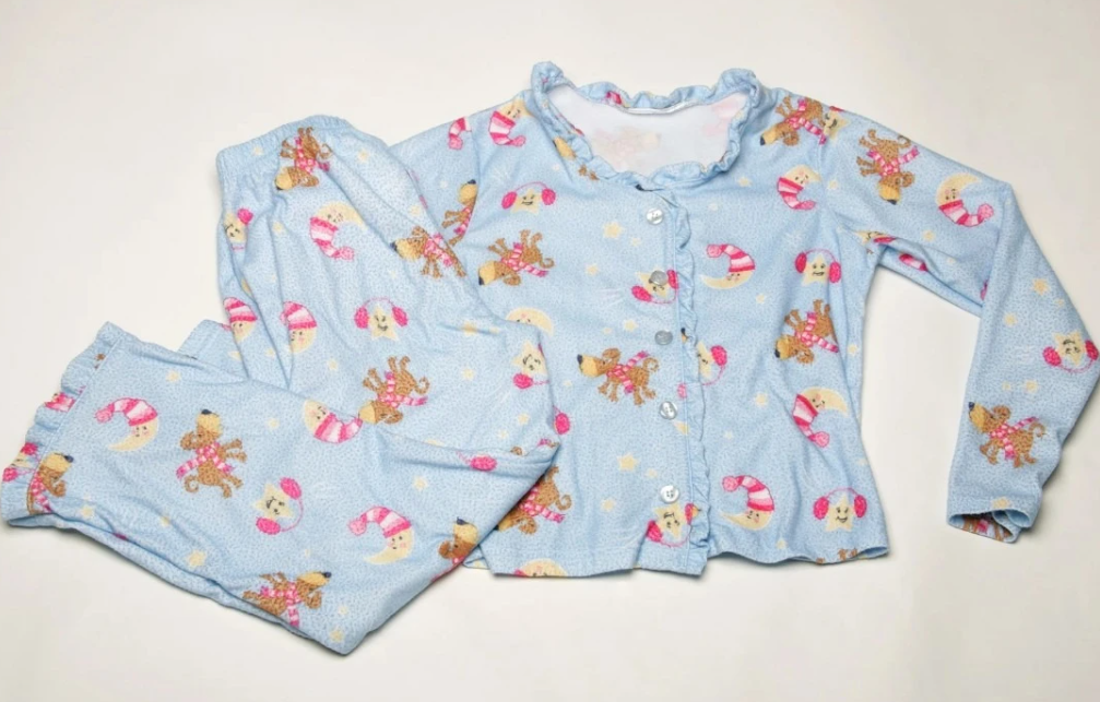 переваги синтетичних тканин для сну