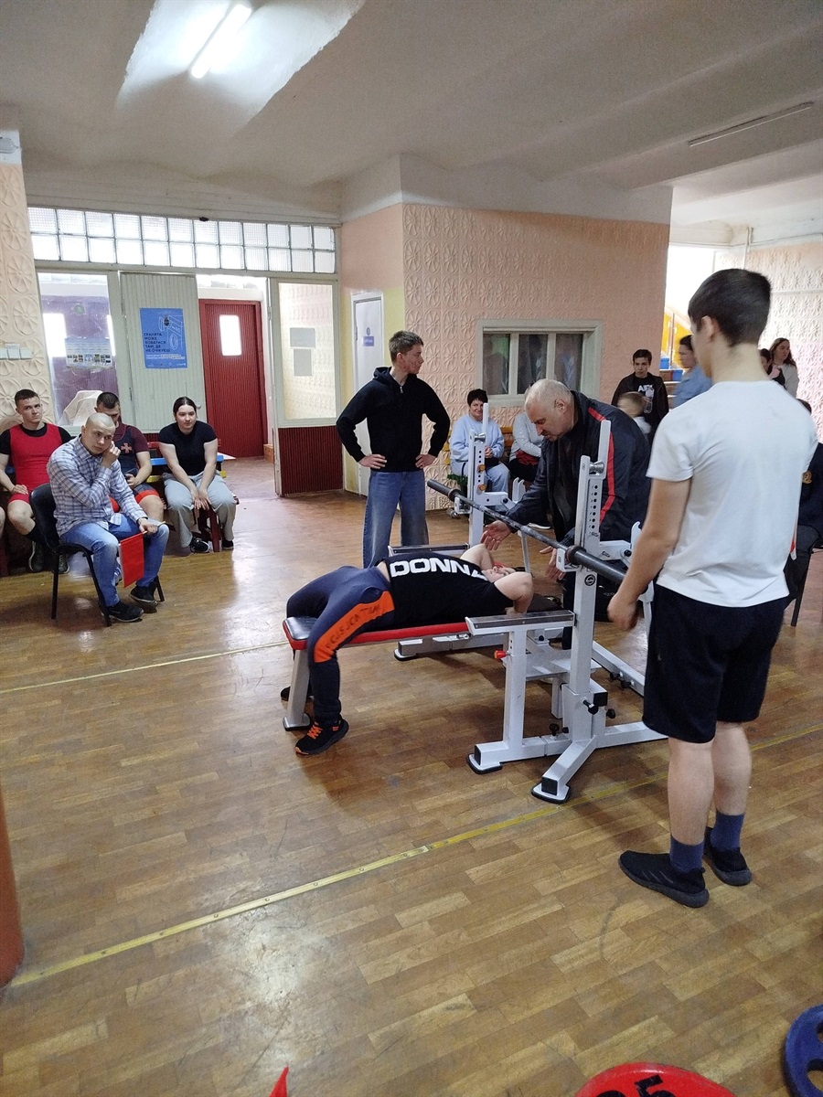 Рекордний чемпіонат області з пауерліфтингу об’єднав молодь і спортсменів Спеціальної олімпіади