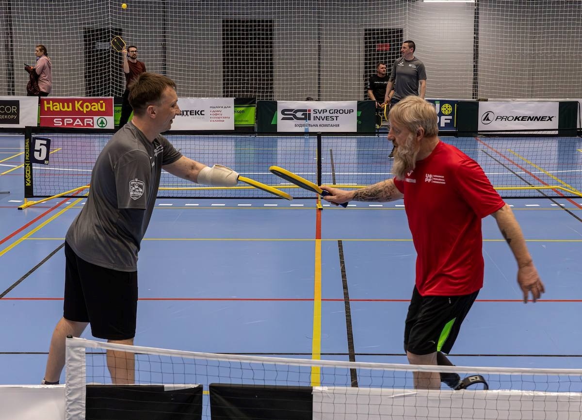 Звягельські ветерани взяли участь у першому чемпіонаті України з піклболу