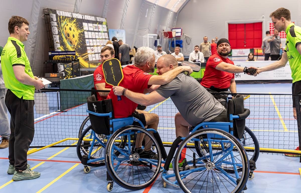 Звягельські ветерани взяли участь у першому чемпіонаті України з піклболу