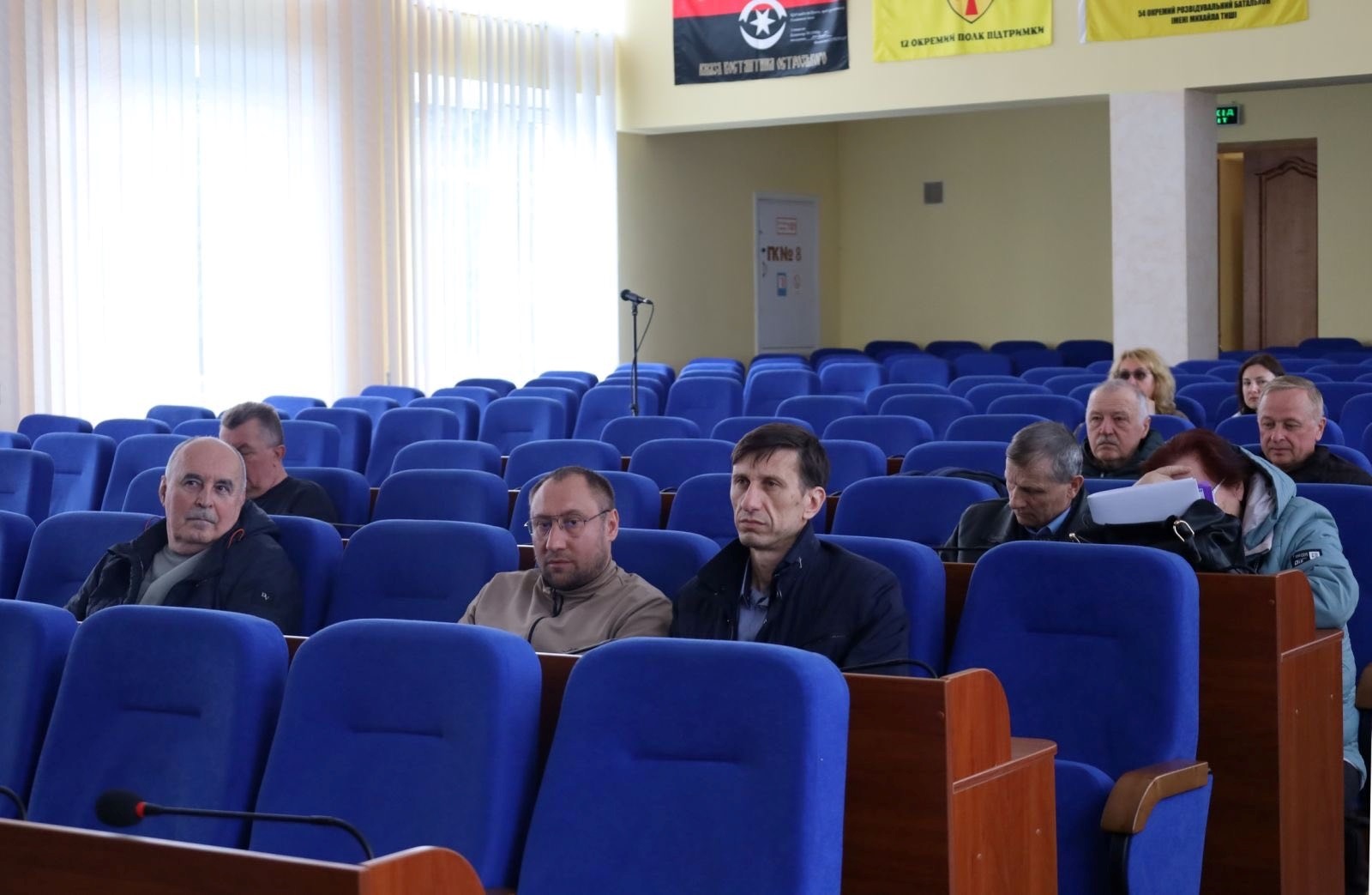 Обрізка під стовбур? У Звягелі експертка пояснила, як правильно кронувати дерева