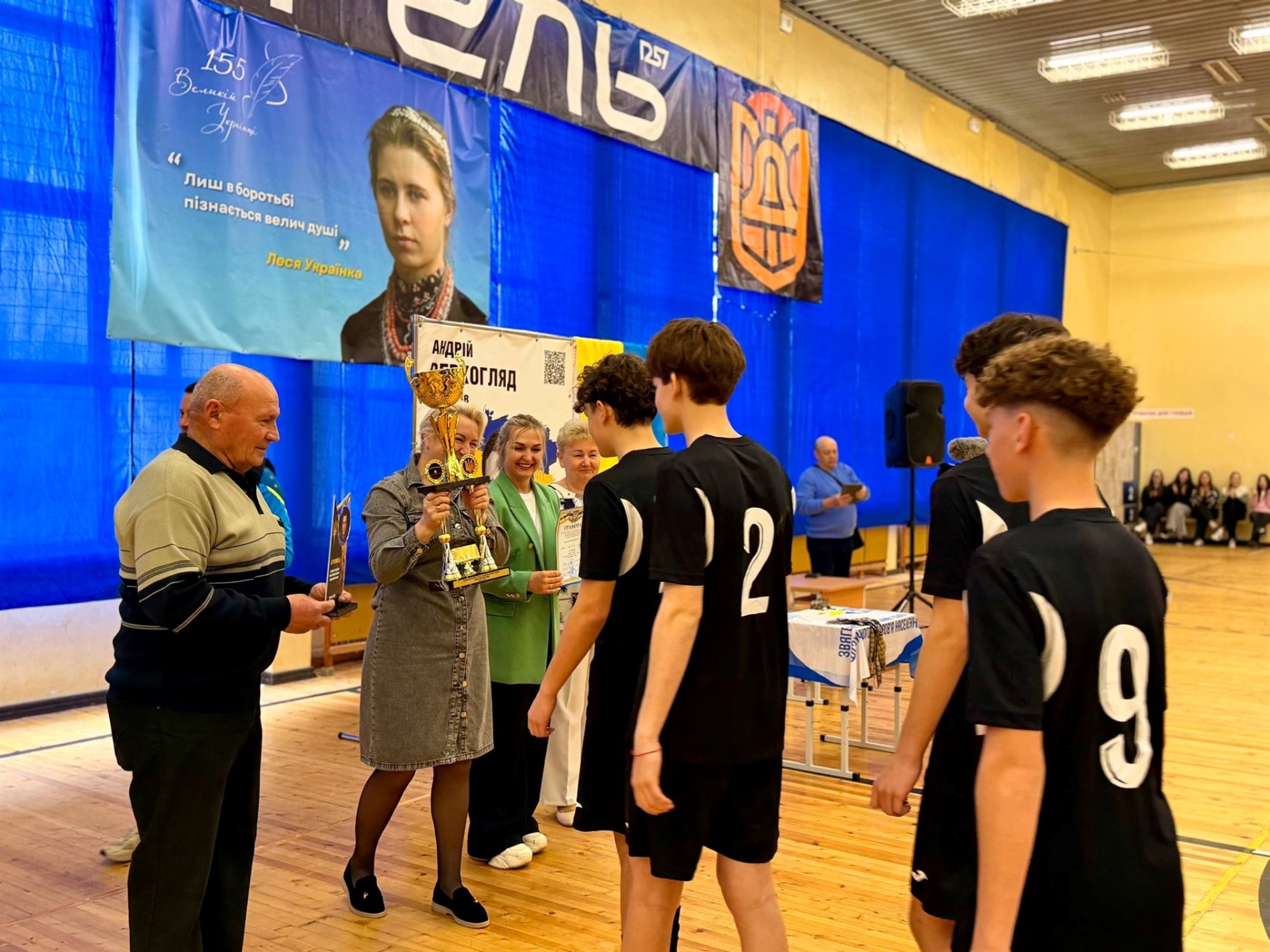 Турнір імені Андрія Верхогляда: у Звягелі зіграли в гандбол в пам'ять про полеглого Героя України