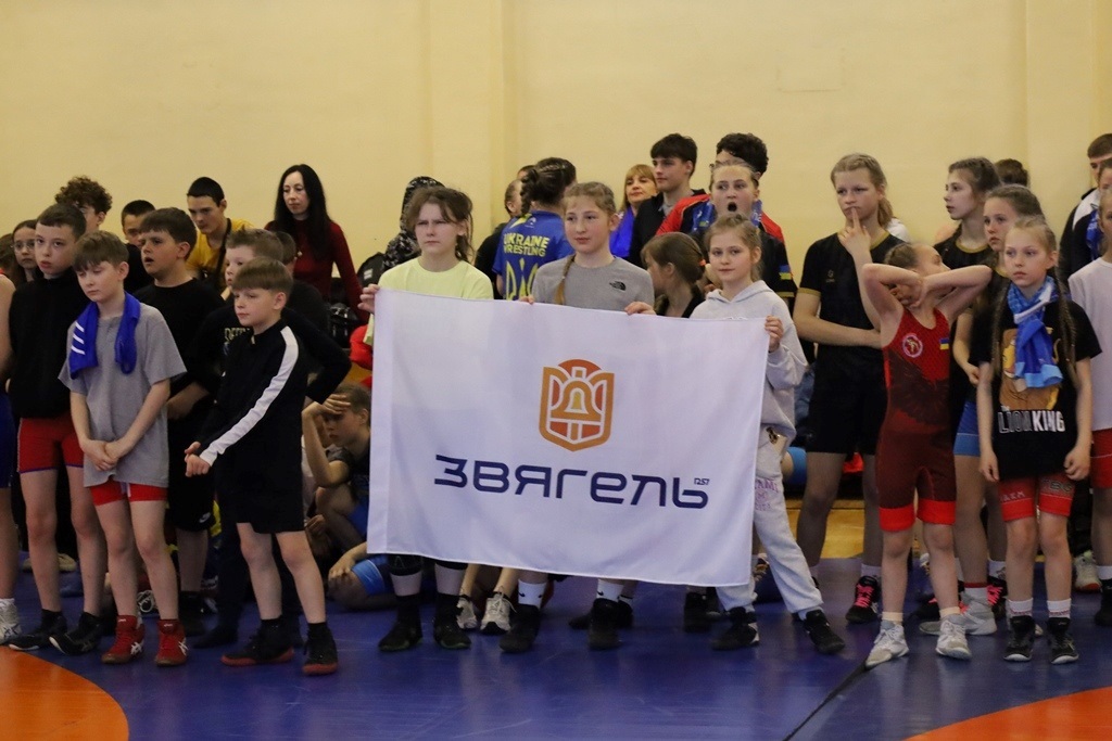 Пам'ять і боротьба на турнірі на честь Сергія Сітайла: Звягель приймав борців з усієї України