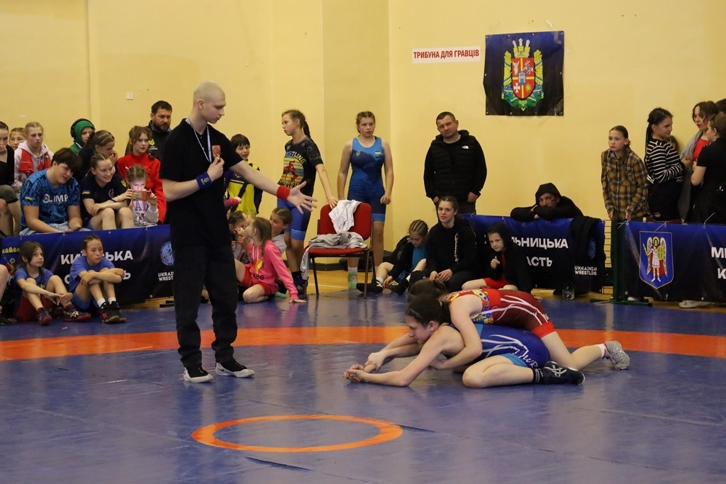 Пам'ять і боротьба на турнірі на честь Сергія Сітайла: Звягель приймав борців з усієї України