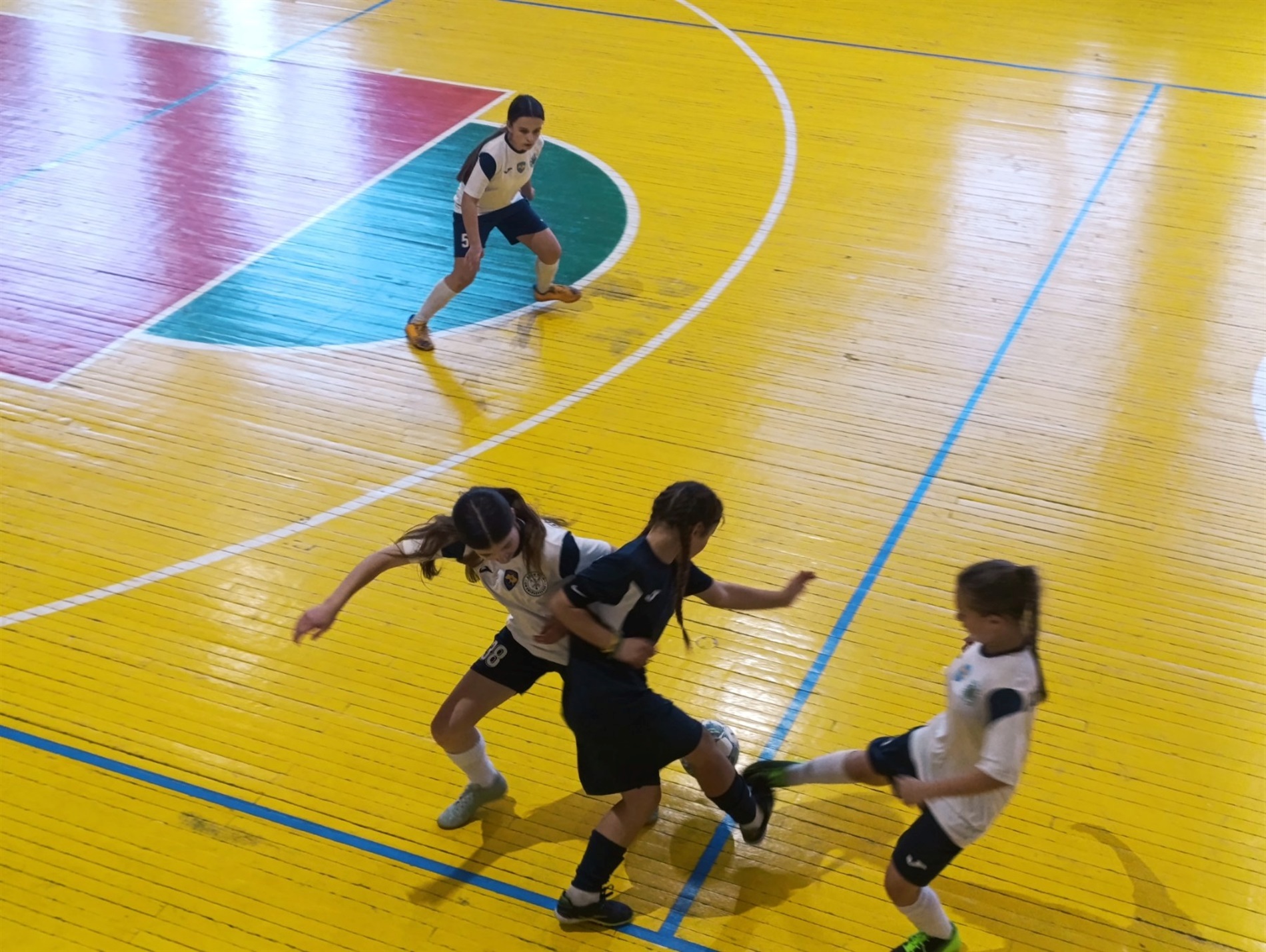 Звягельська дівоча команда з футзалу виборола срібло в Другій лізі Чемпіонату України