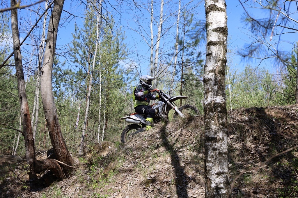 110 гонщиків взяли участь у ІІ етапі Чемпіонату та Кубку України з кантрі-кросу у Звягелі
