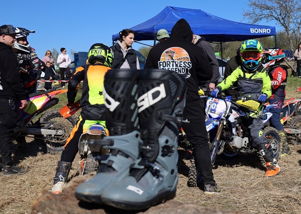 110 гонщиків взяли участь у ІІ етапі Чемпіонату та Кубку України з кантрі-кросу у Звягелі