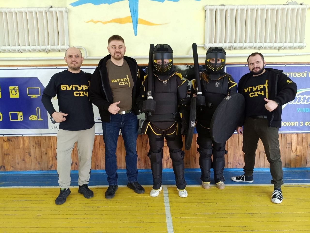 Мечі, щити і 30 секунд на бій: у Звягелі вперше провели дитячий турнір із середньовічного бою