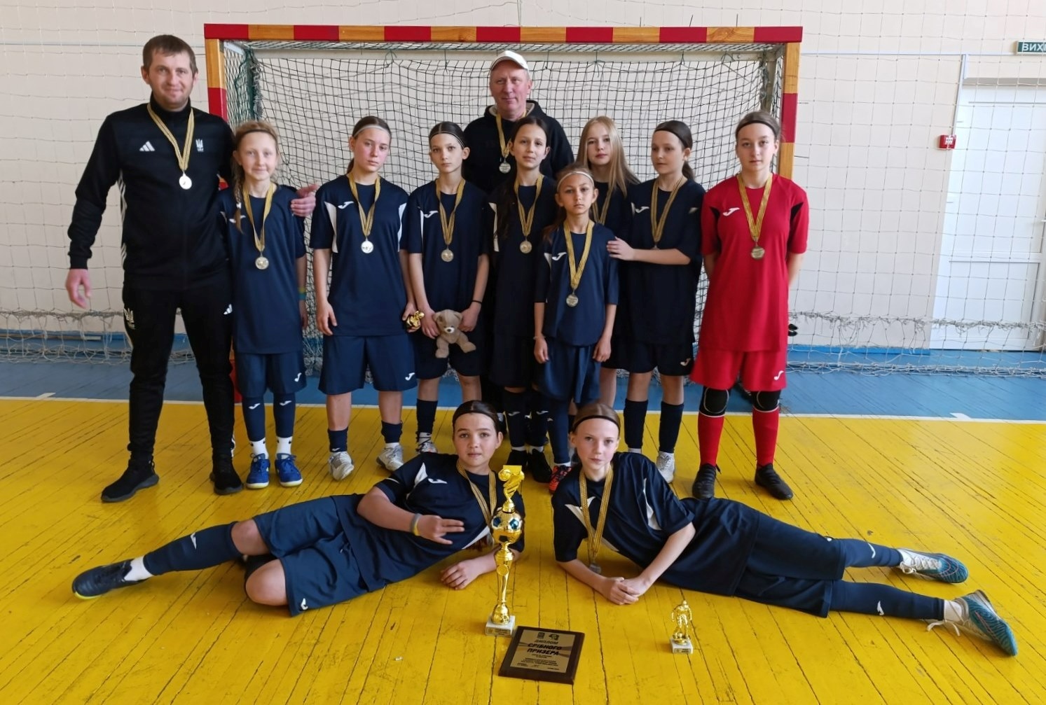 Срібло на фіналі: дівчата ДЮСШ імені Єрмакова – другі в Україні з футзалу
