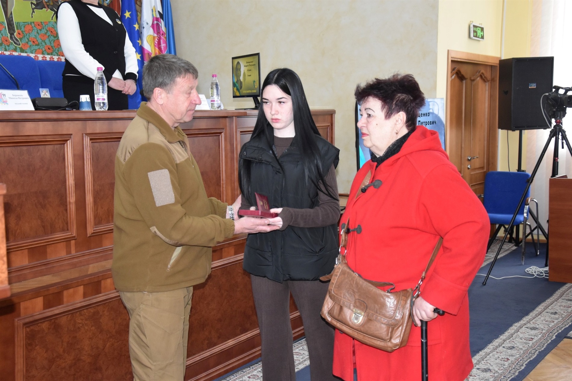 Школи, ОСББ, підтримка армії та пам'ять про героїв: які рішення ухвалили на сесії міської ради