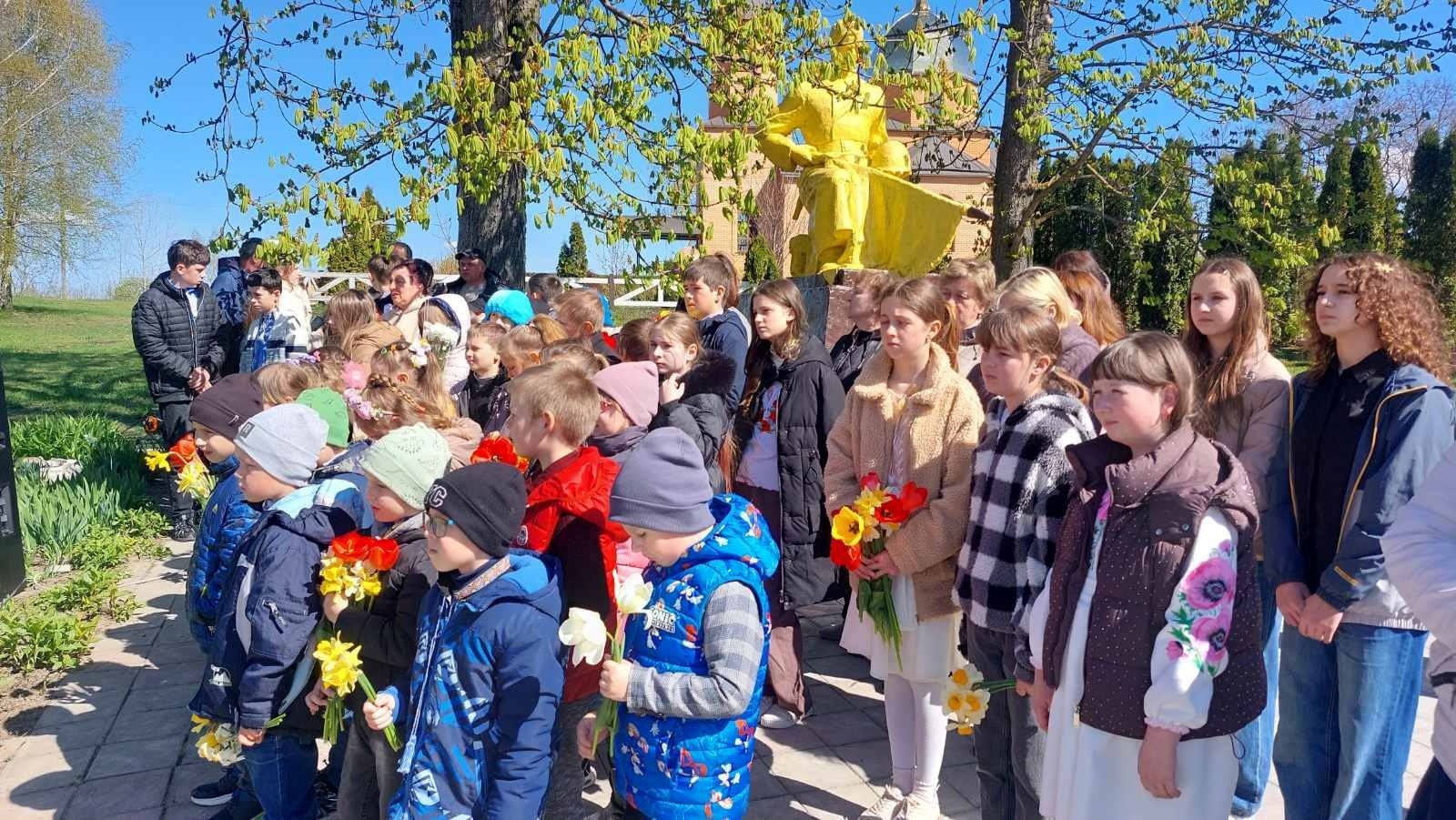 У Сербо-Слобідці відкрили Алею слави на честь полеглих Захисників