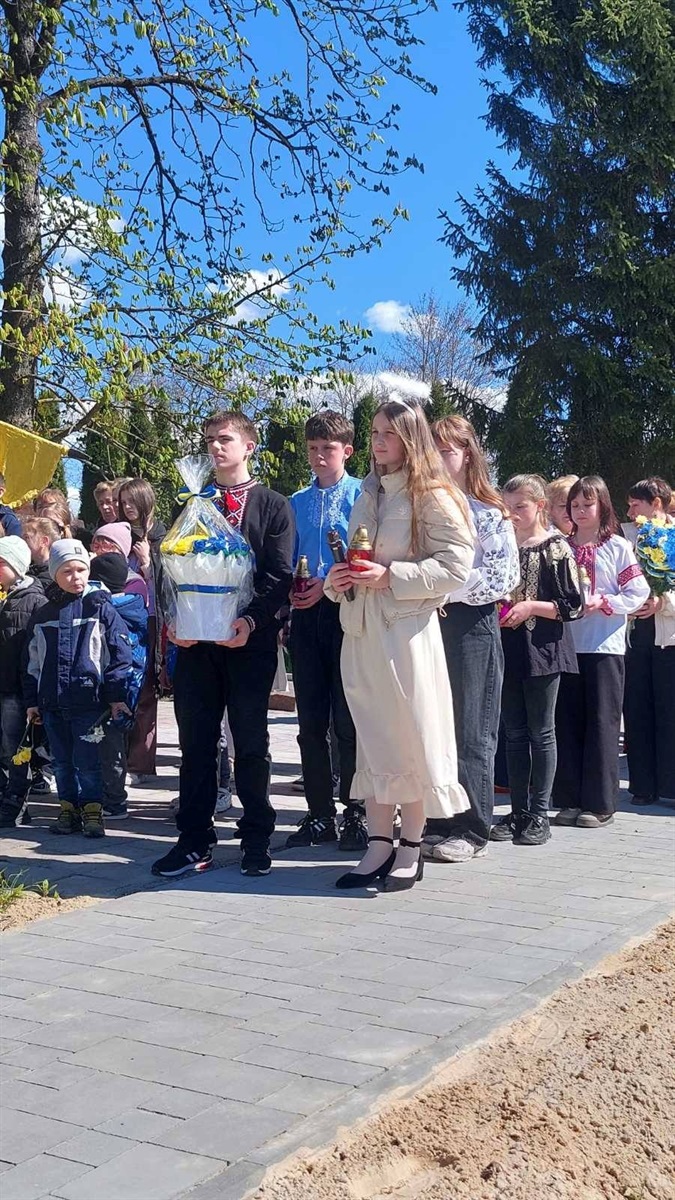 У Сербо-Слобідці відкрили Алею слави на честь полеглих Захисників