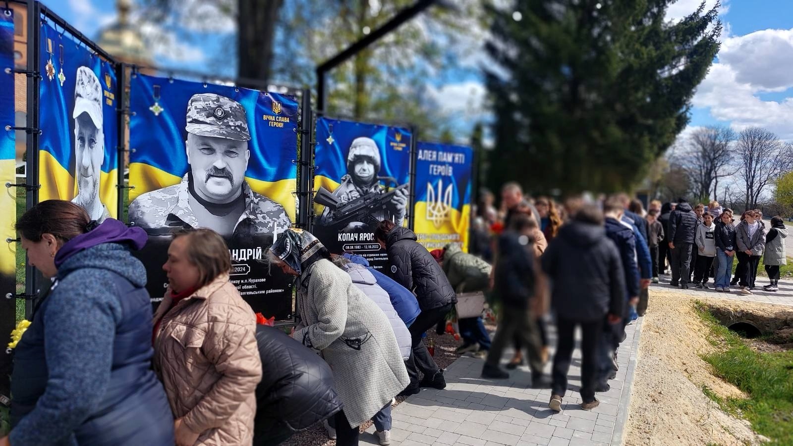 У Сербо-Слобідці відкрили Алею слави на честь полеглих Захисників