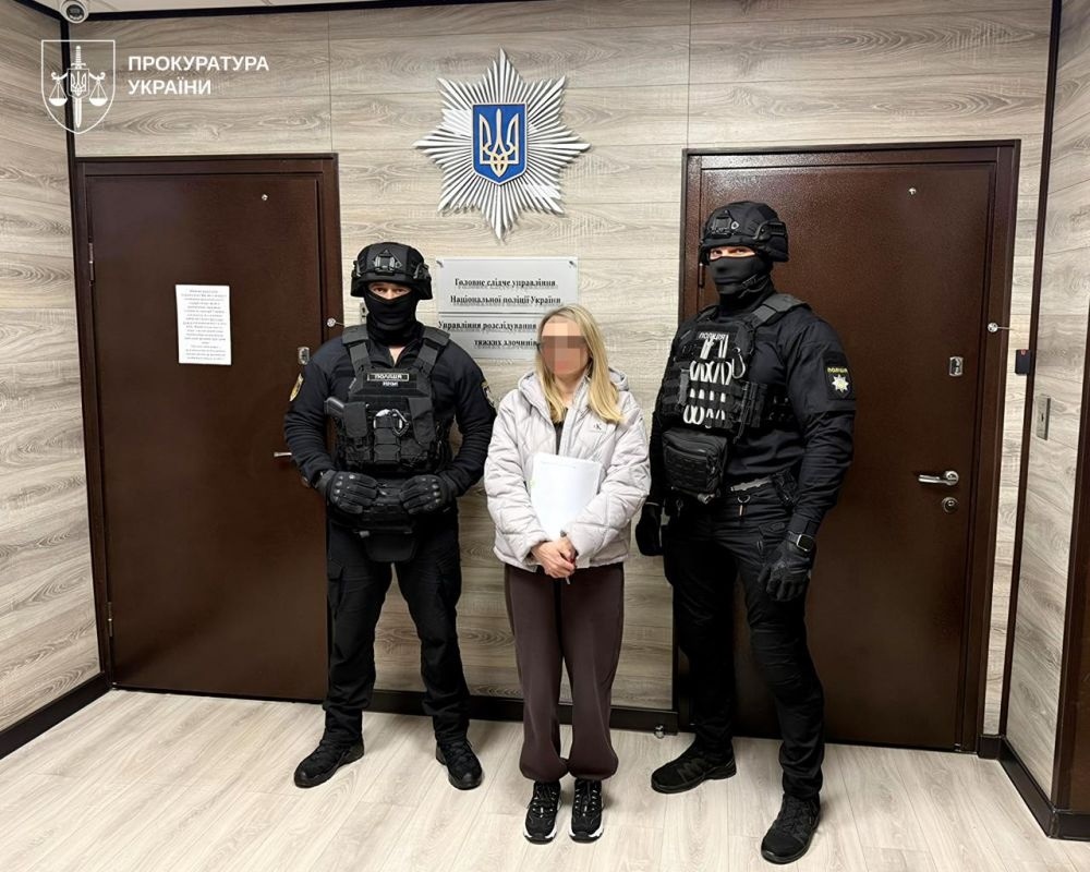 На Житомирщині жінці повідомили про підозру у сексуальному насильстві над власною донькою