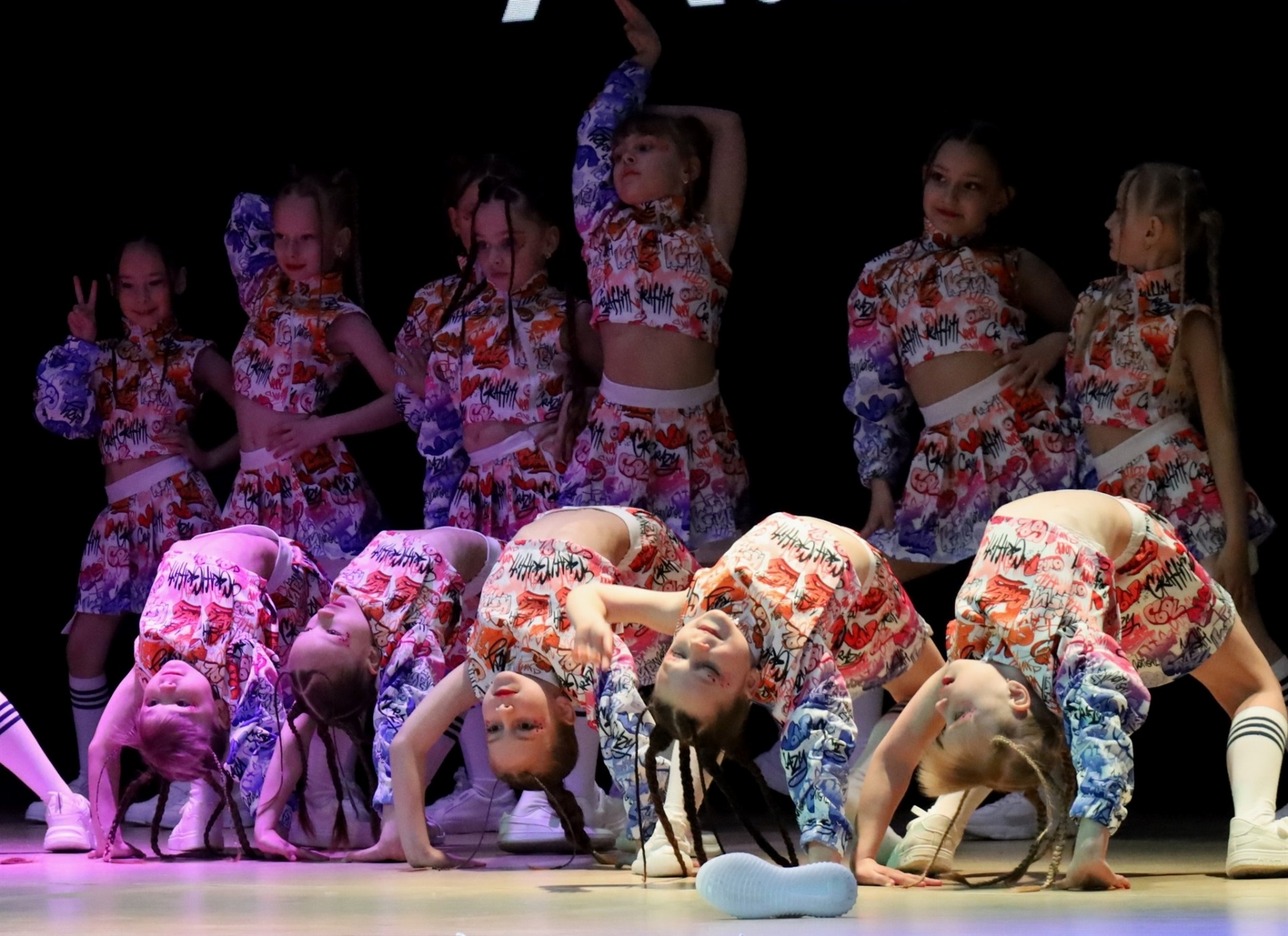 На сцені понад сотня танцівників: у Звягелі відбувся благодійний фестиваль танцю 