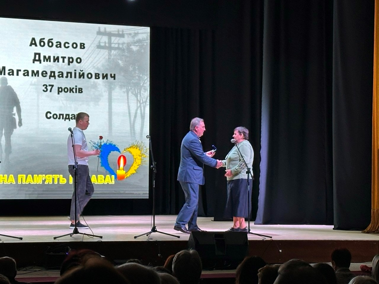 Подія, де не стримували сліз: у Звягелі вшанували матерів полеглих воїнів