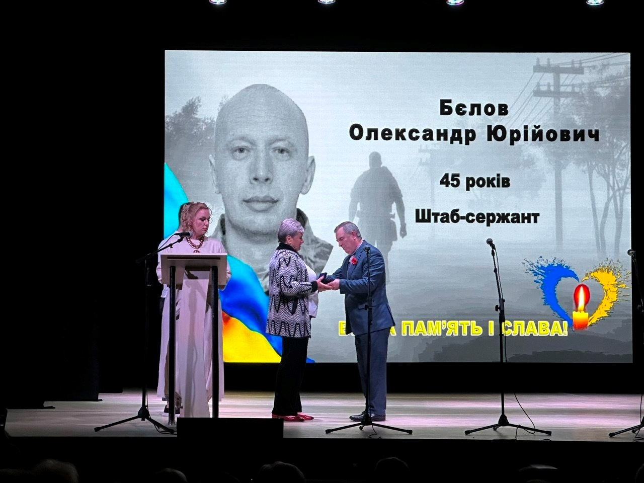 Подія, де не стримували сліз: у Звягелі вшанували матерів полеглих воїнів