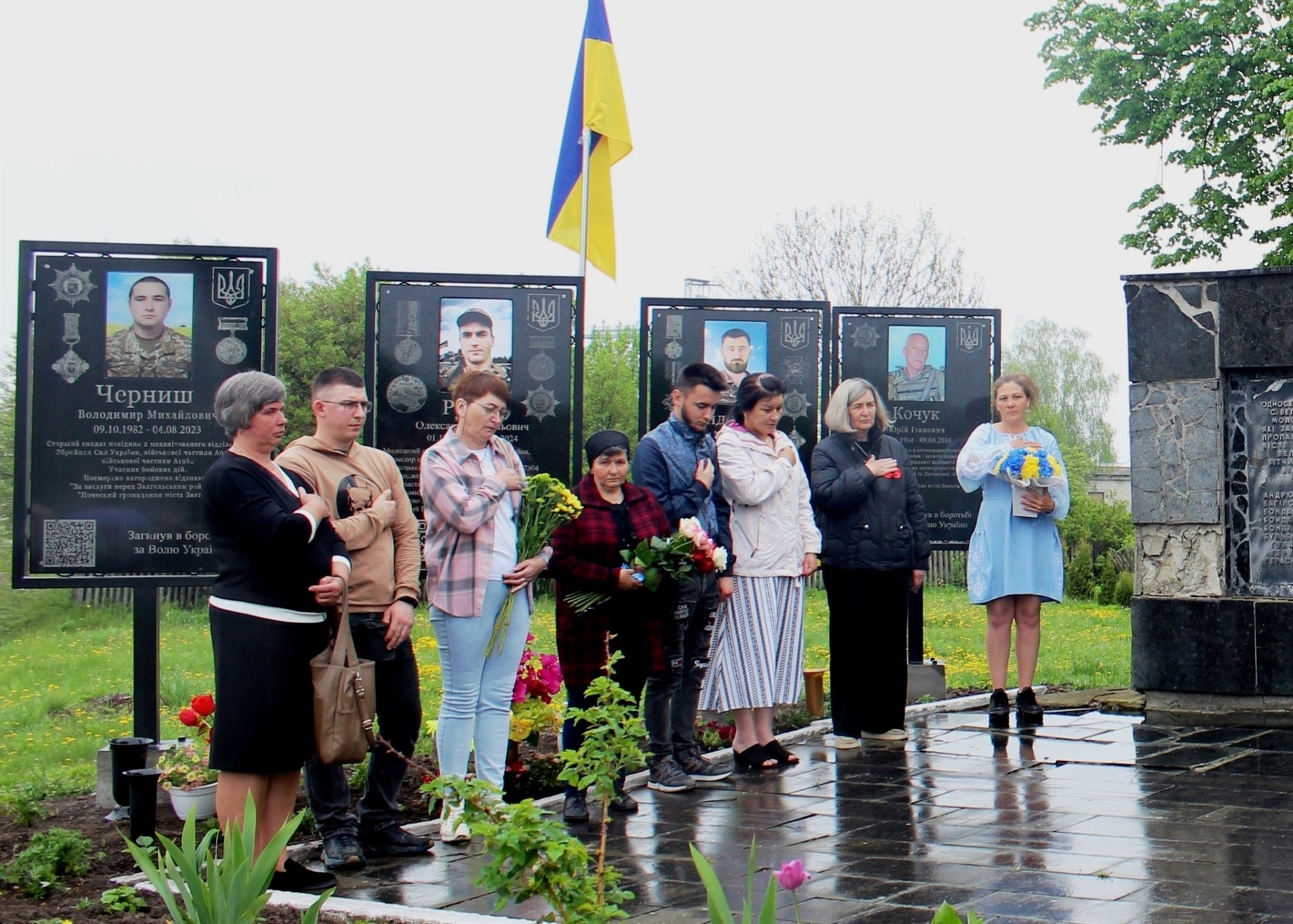 У Великому Молодькові відкрили меморіальні стели трьом полеглим Захисникам