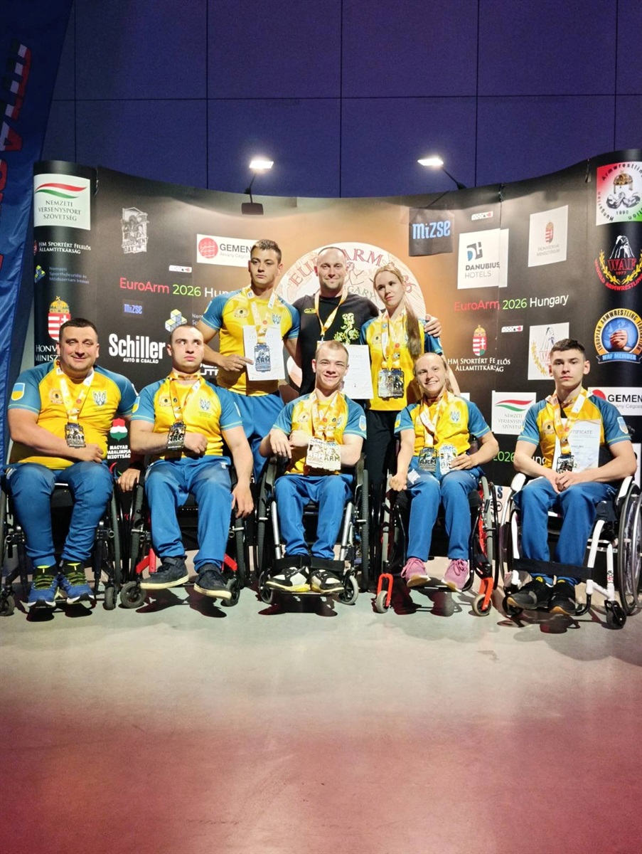 Ілля Косянчук і Світлана Дроздюк зі Звягеля – чемпіони Європи з пара-армрестлінгу