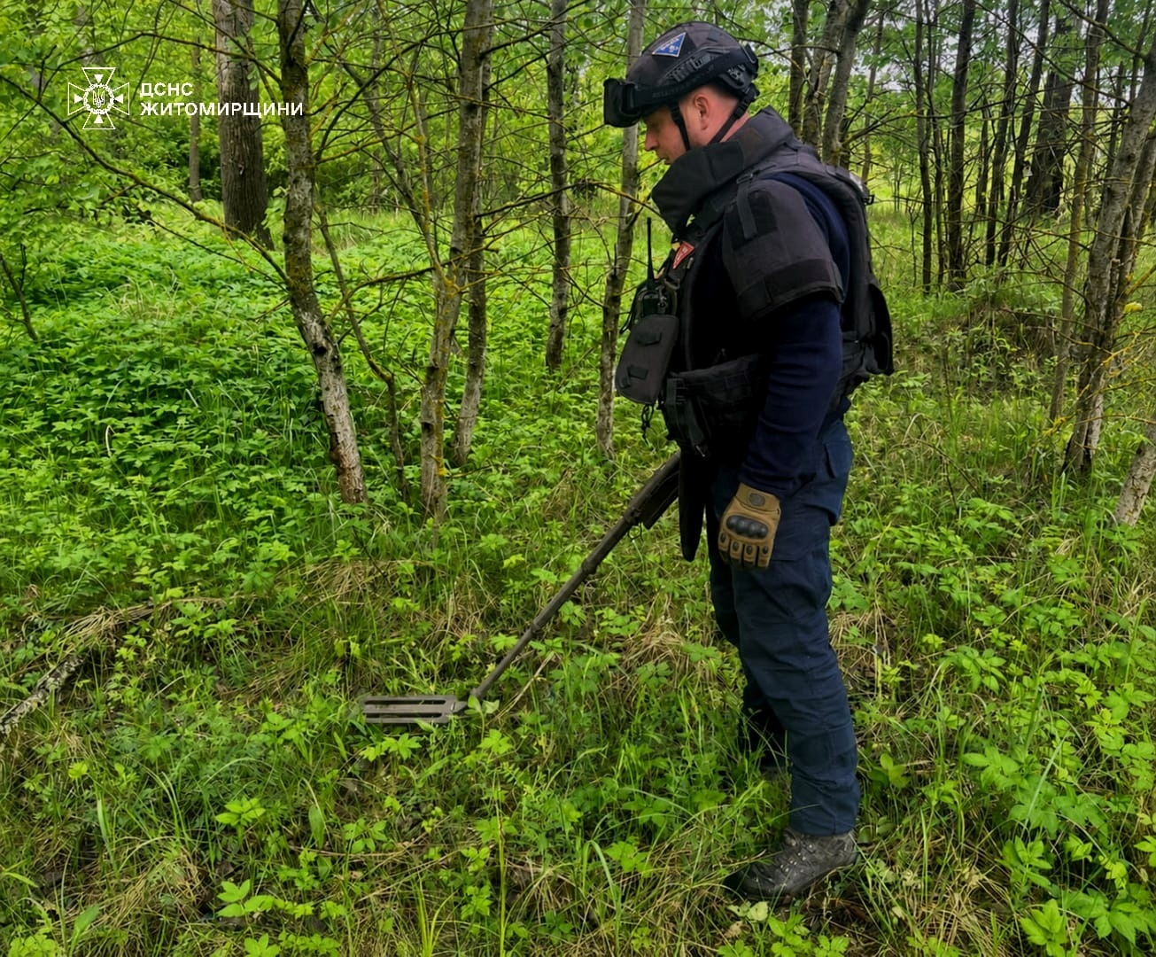 Сапери ДСНС знешкодили боєприпас, який виявили місцеві мешканці на Звягельщині