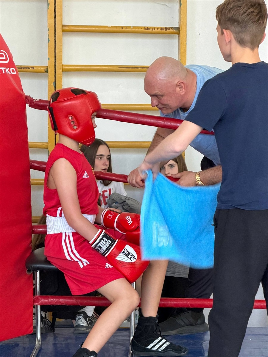 Боксери зі Звягеля здобули 24 медалі на чемпіонаті області