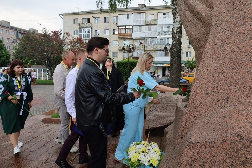 У Звягелі проходить Міжнародна науково-практична краєзнавча конференція