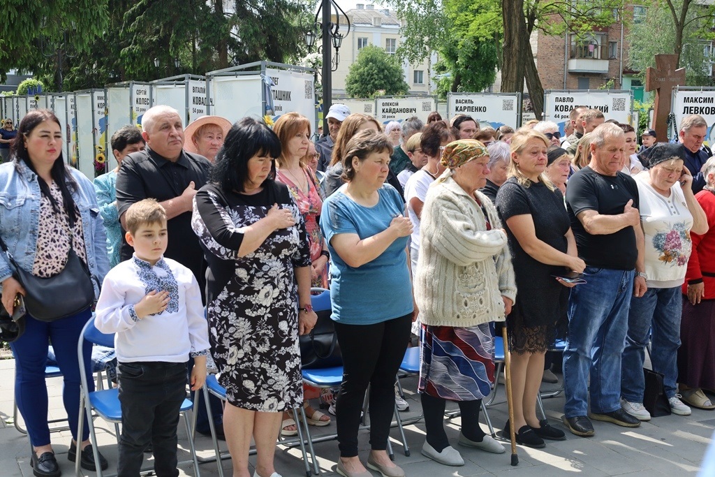 Алея Пам'яті знову поповнилася світлинами полеглих Захисників зі Звягельської громади: імена