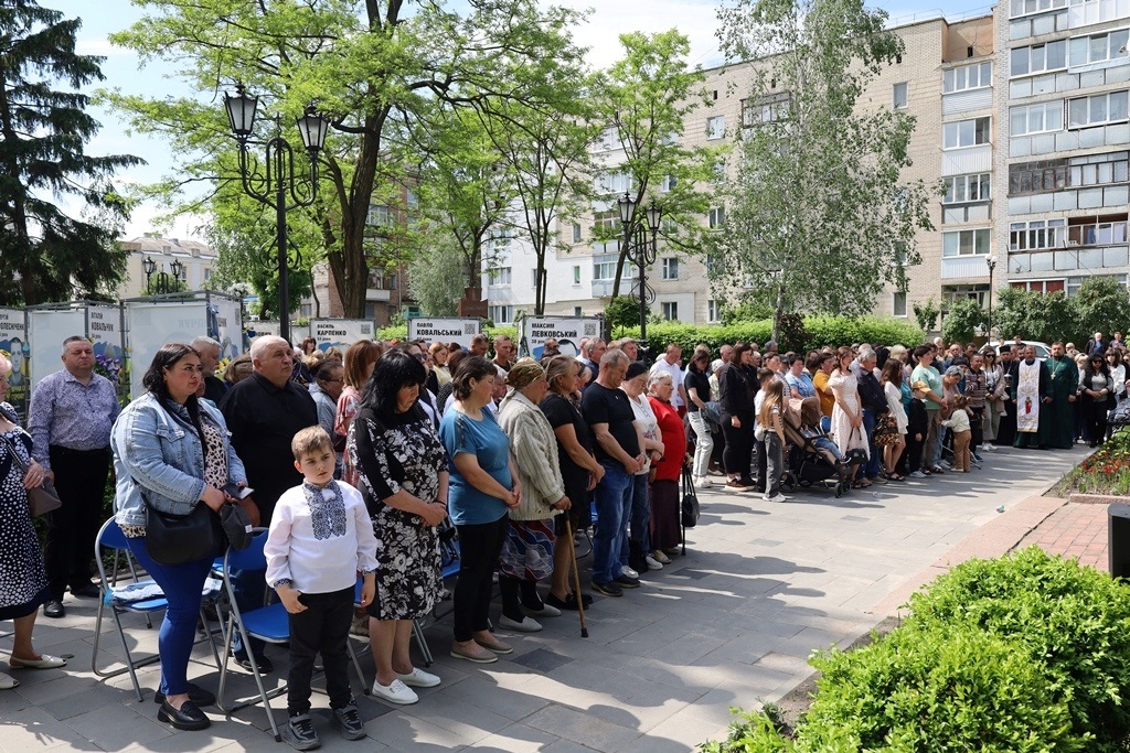 Алея Пам'яті знову поповнилася світлинами полеглих Захисників зі Звягельської громади: імена