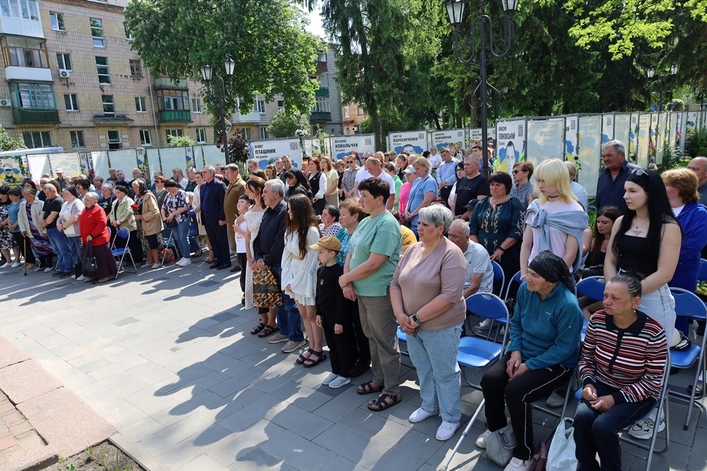 Алея Пам'яті знову поповнилася світлинами полеглих Захисників зі Звягельської громади: імена