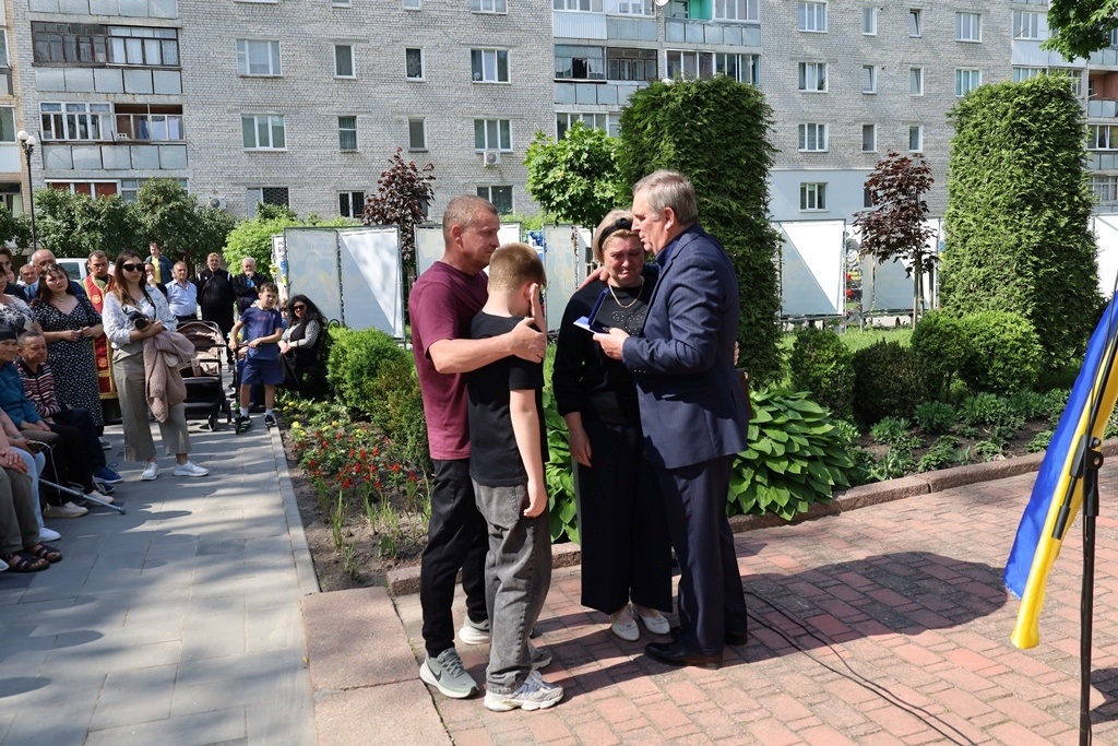 Алея Пам'яті знову поповнилася світлинами полеглих Захисників зі Звягельської громади: імена