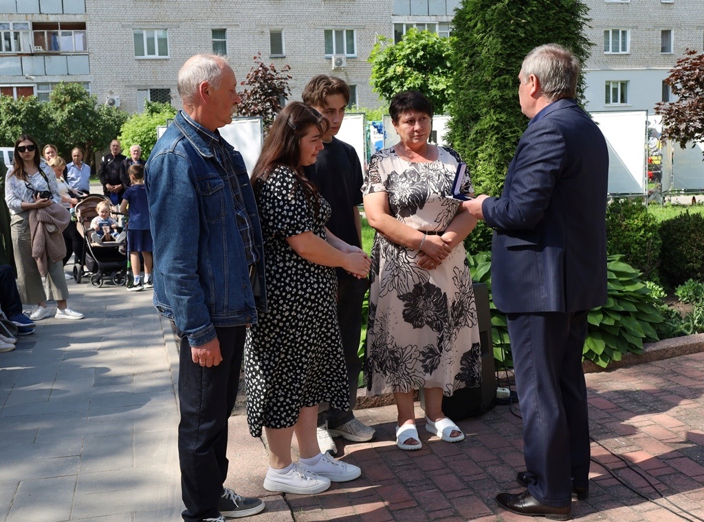 Алея Пам'яті знову поповнилася світлинами полеглих Захисників зі Звягельської громади: імена