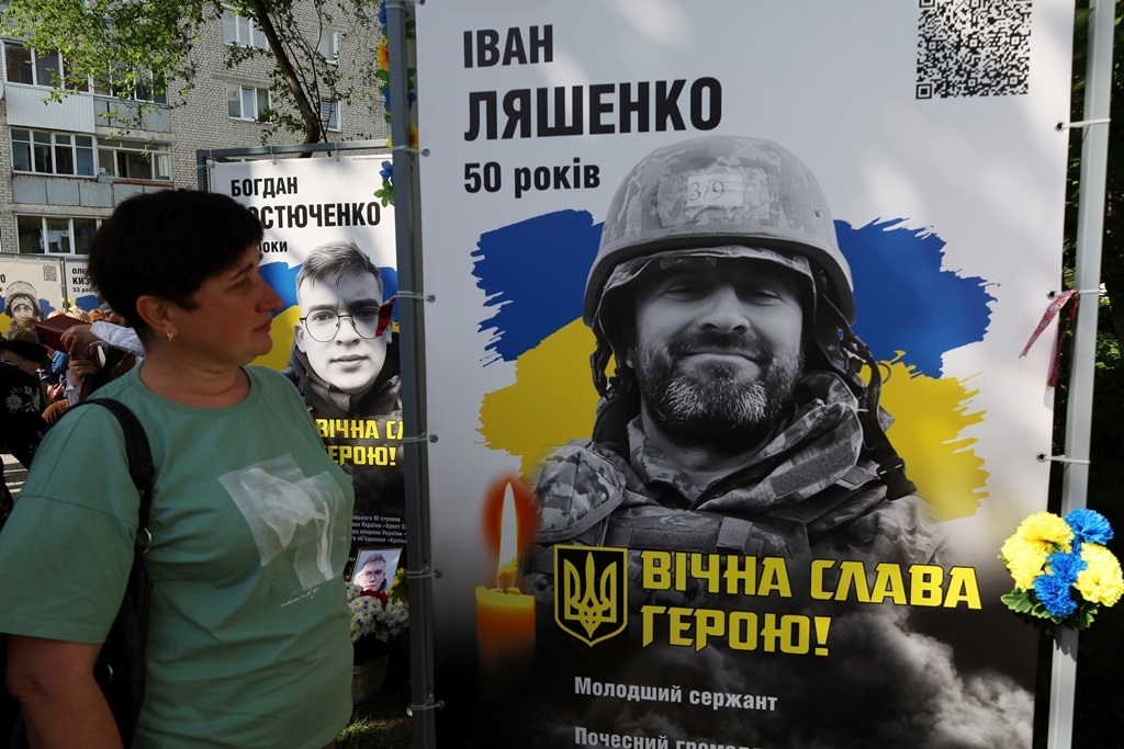 Алея Пам'яті знову поповнилася світлинами полеглих Захисників зі Звягельської громади: імена