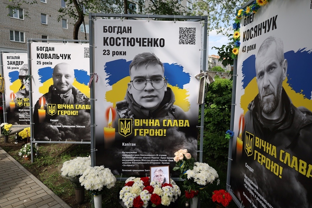 Алея Пам'яті знову поповнилася світлинами полеглих Захисників зі Звягельської громади: імена