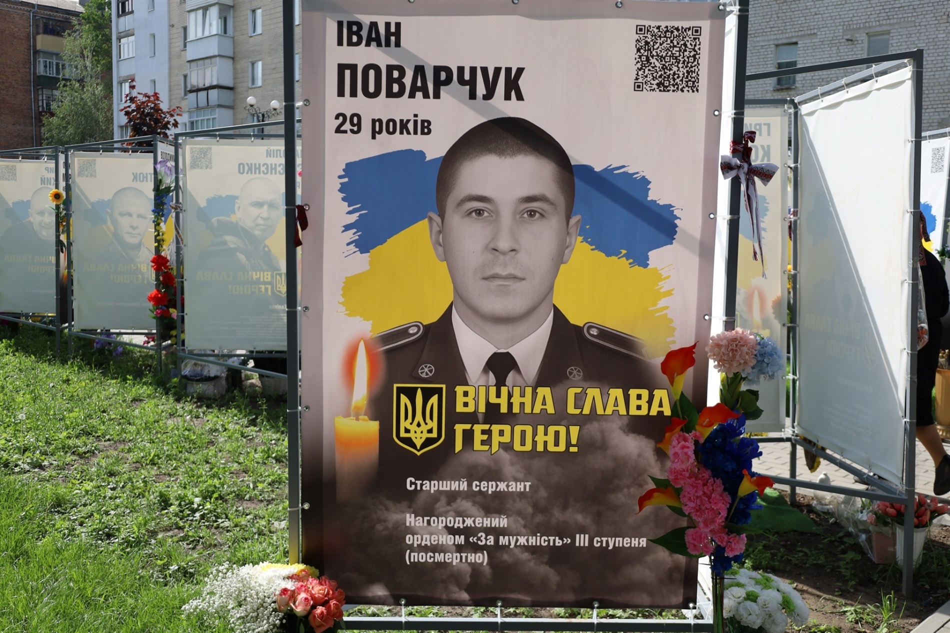 Алея Пам'яті знову поповнилася світлинами полеглих Захисників зі Звягельської громади: імена