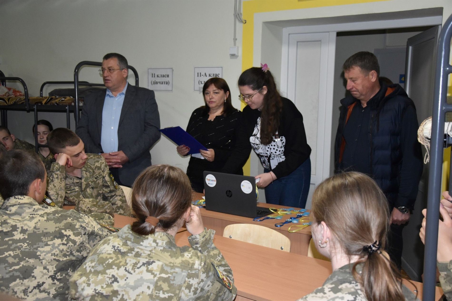 У ліцеї з посиленою військово-фізичною підготовкою вшанували дітей, які стали жертвами агресії