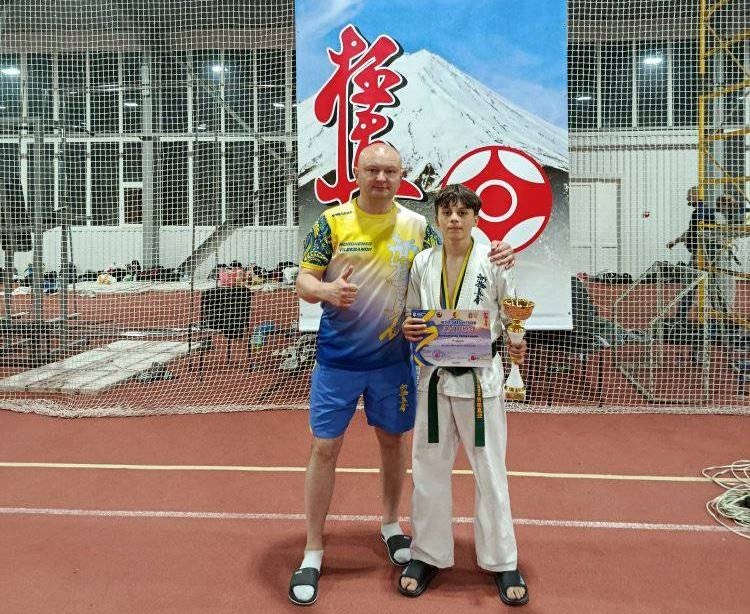 Каратист зі Звягеля Олександр Литвиненко здобув нагороду на чемпіонаті України з кіокушинкай карате