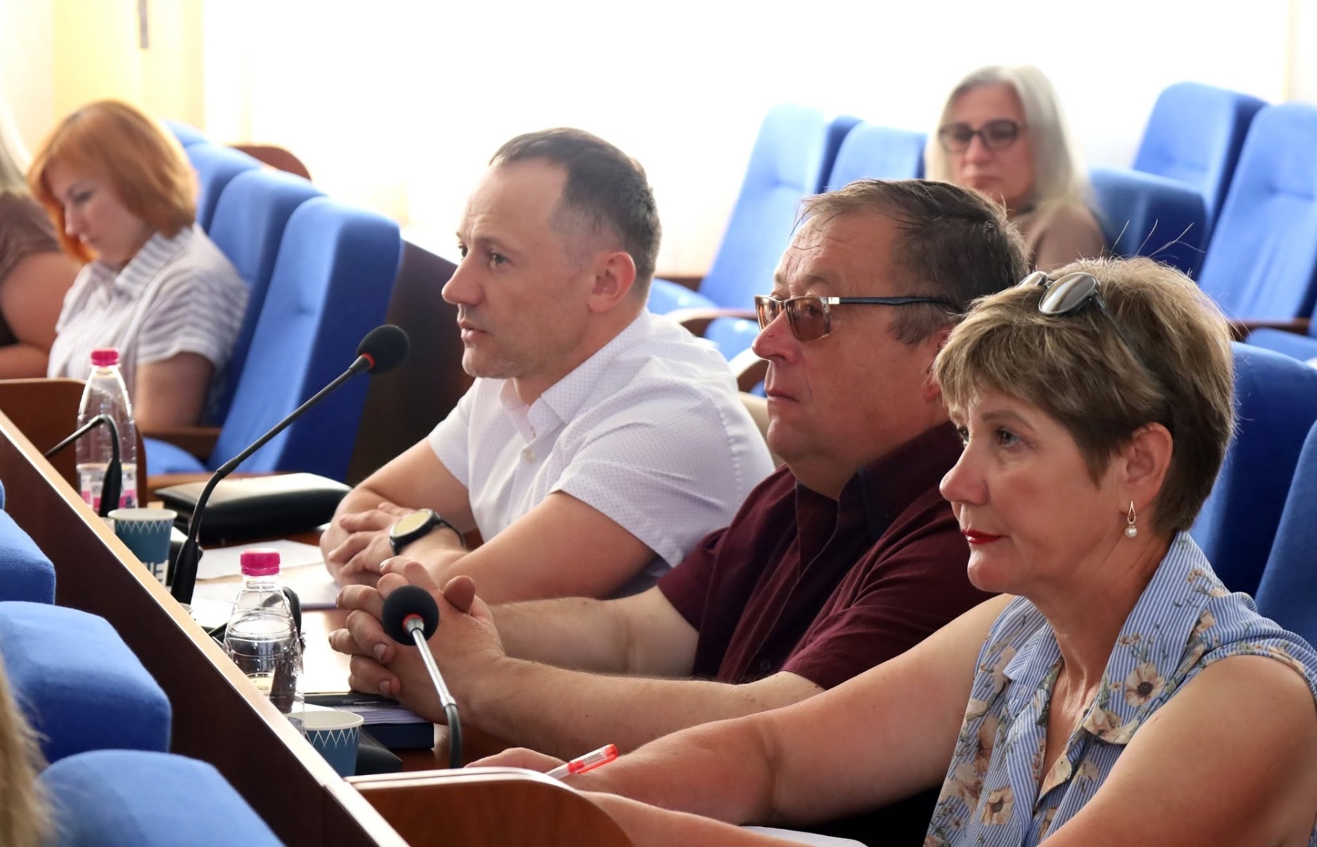 Виконком Звягеля: підготовка до зими, мережа класів у школах, обстеження зелених насаджень