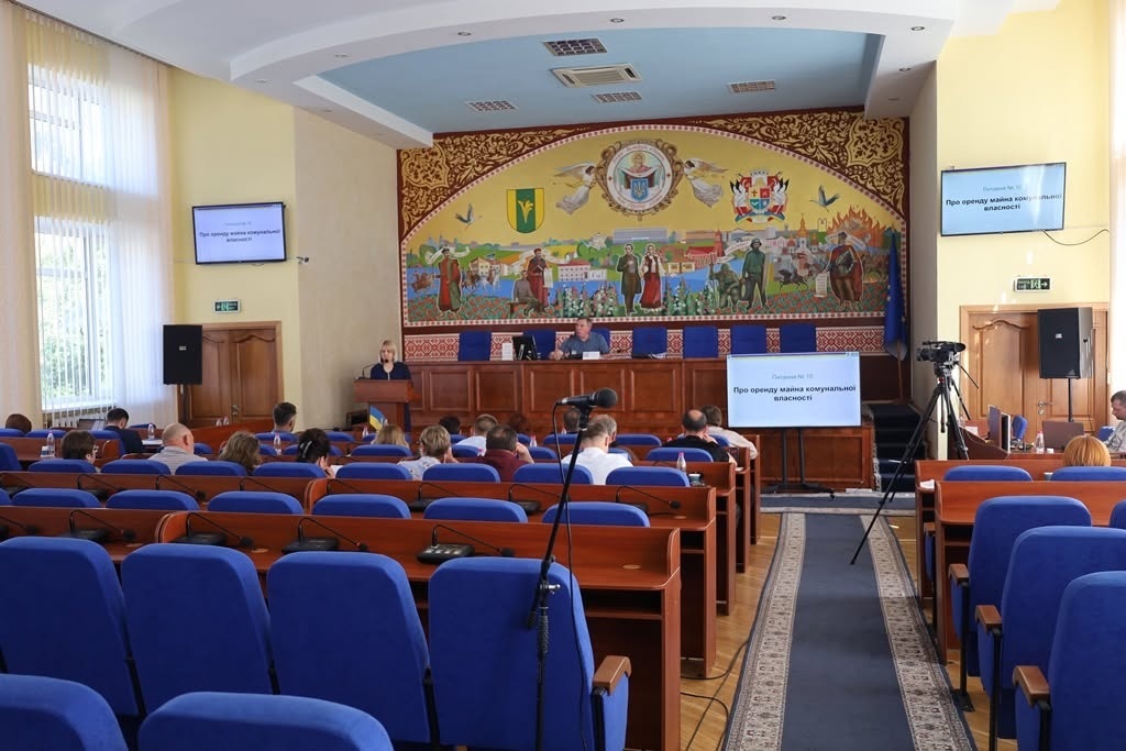 Виконком Звягеля: підготовка до зими, мережа класів у школах, обстеження зелених насаджень