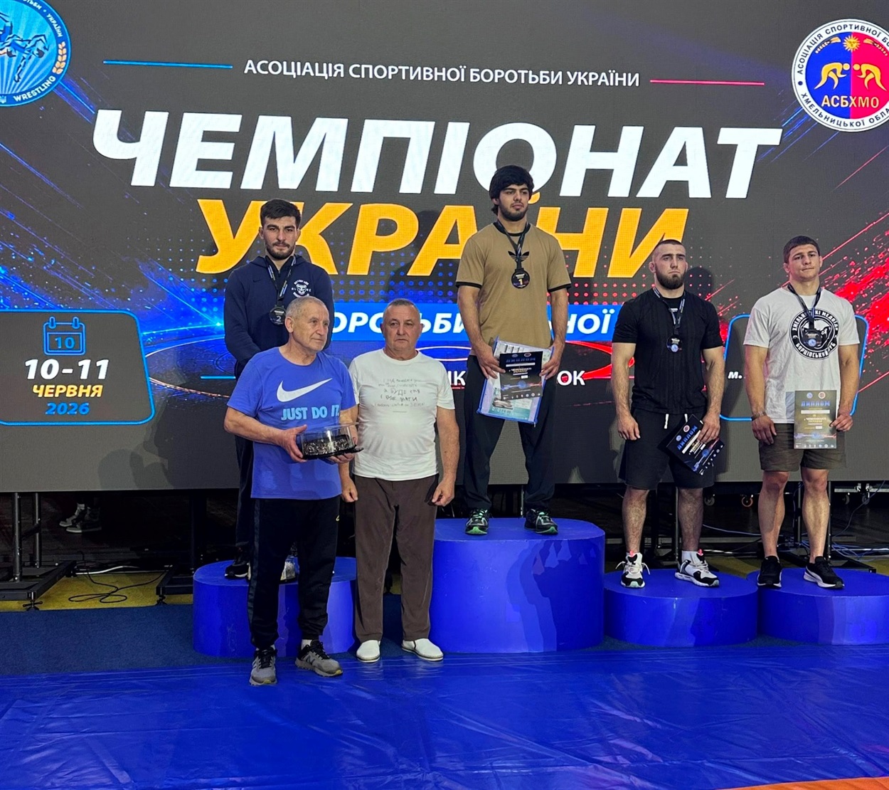 Борець Олег Тайсон на змаганнях із вільною боротьбою
