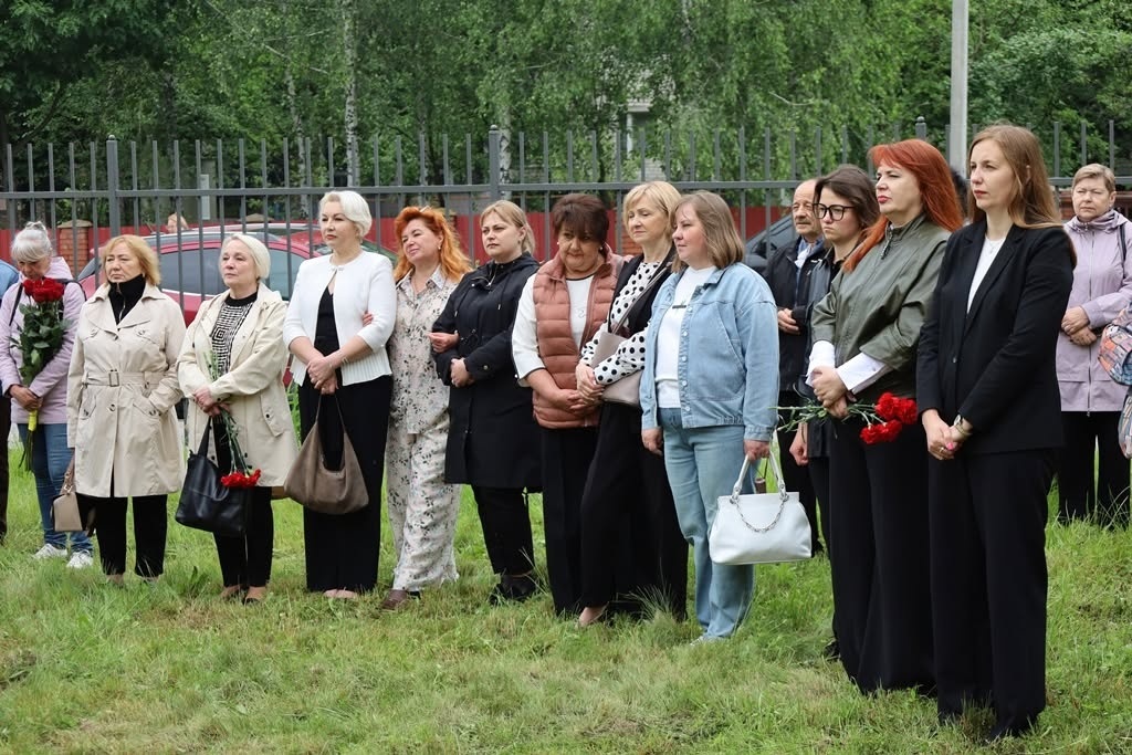 У Звягелі вшанували Василя Неука та Валентина Вітренка – на їх честь відкрили меморіальні дошки