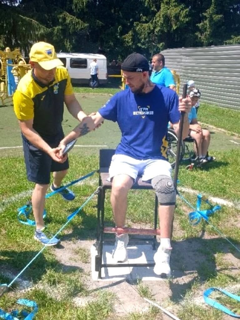 Чемпіонат області з пара легкої атлетики у Звягелі: спортсмени змагалися у метаннях