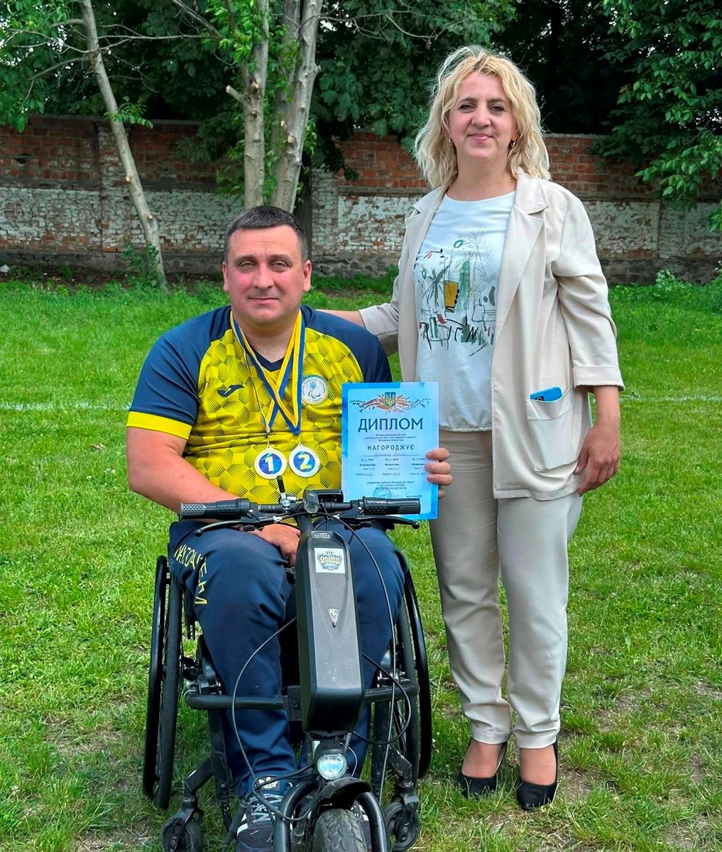 Чемпіонат області з пара легкої атлетики у Звягелі: спортсмени змагалися у метаннях