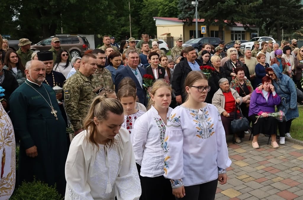 На території Меморіалу загиблим учасникам АТО/ООС додали стели з іменами 68 полеглих Захисників