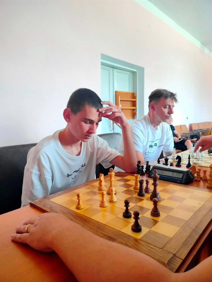 У Звягелі визначили чемпіона міста зі швидких шахів