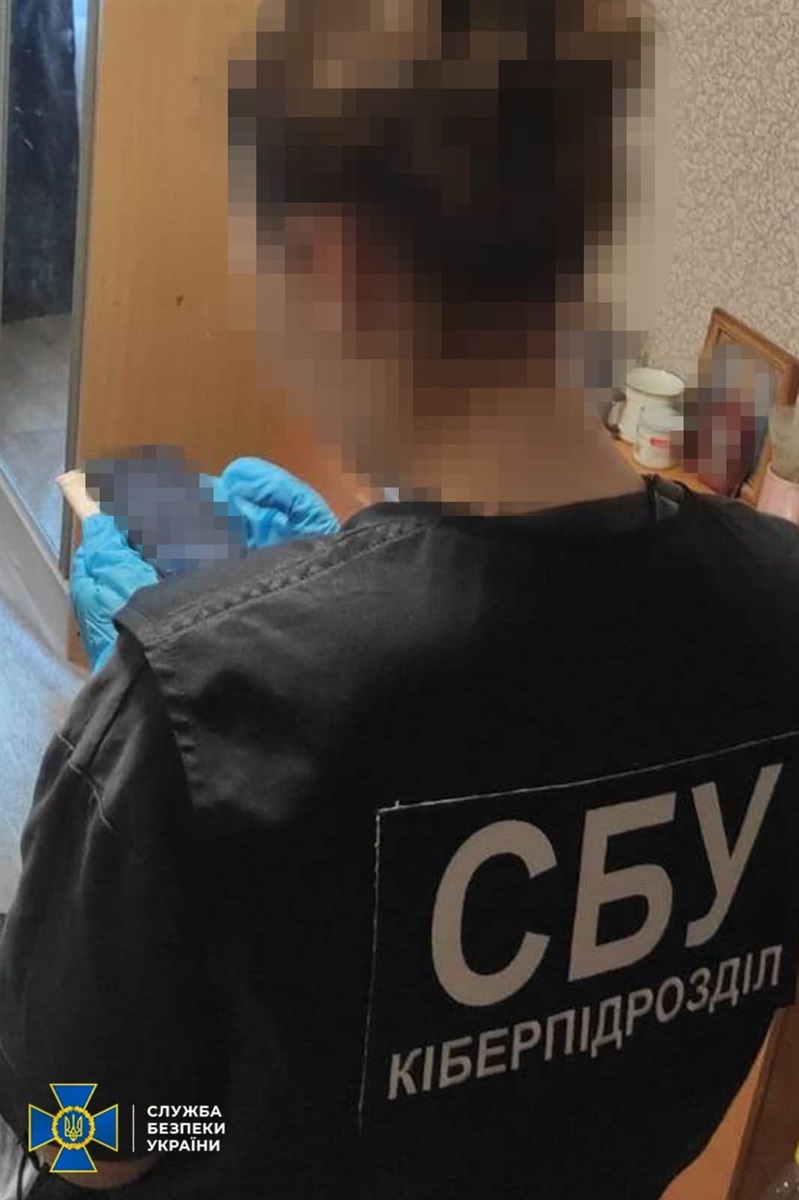 Два жителі Житомирщини активували для росіян десятки Старлінків