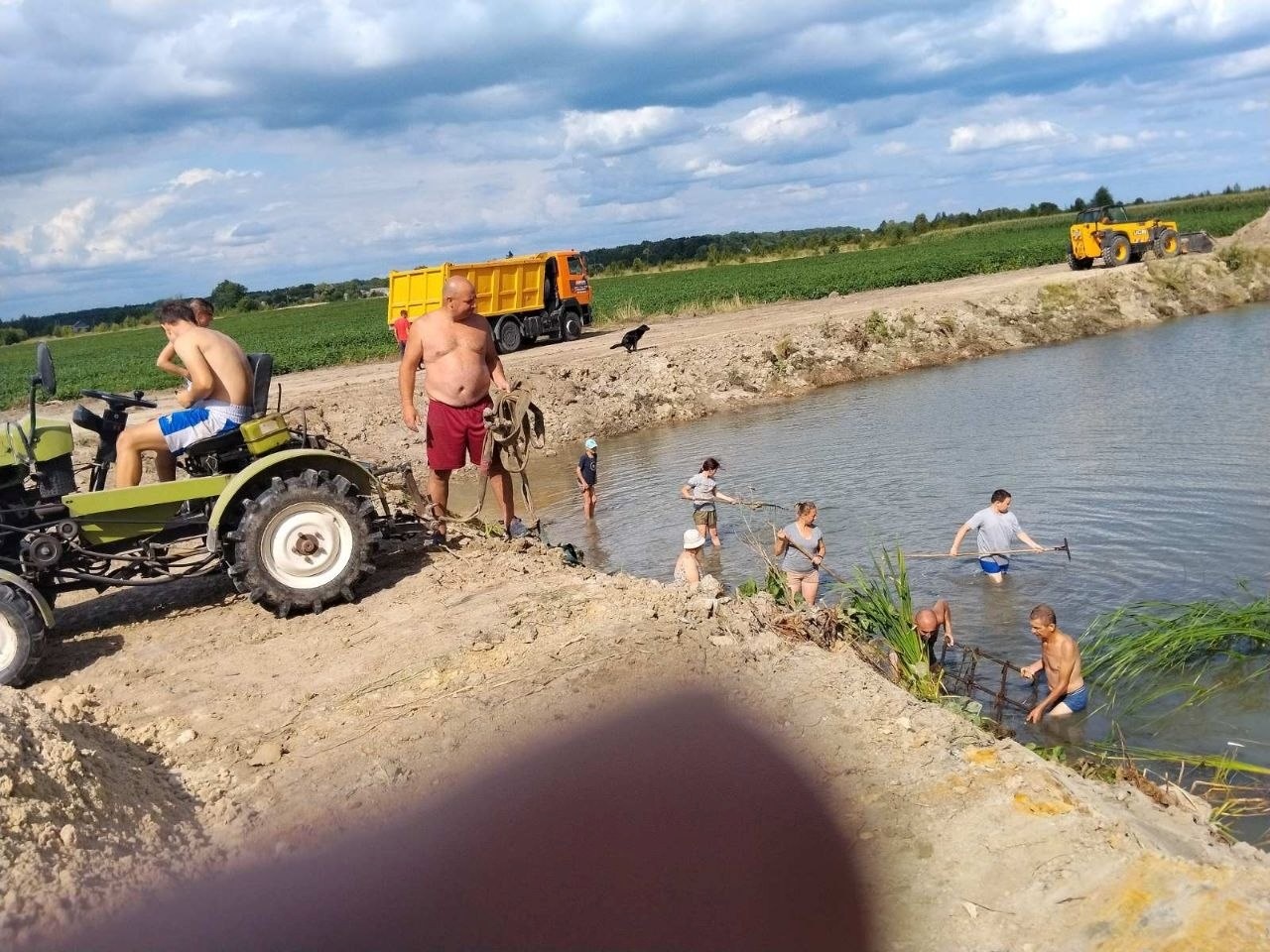Пляж замість чагарників: у Майстровій Волі створюють зону відпочинку